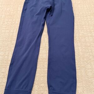 Vuori French Blue Daily Legging - no tags but never worn. Women’s Size small.